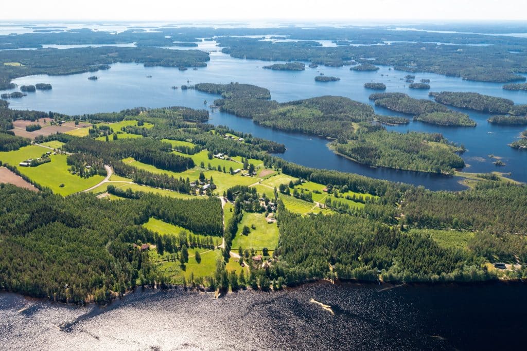 Ilmakuva saimaan saaristosta Niinisaaresta